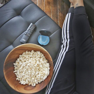 Na hora de relaxar em casa invisalign