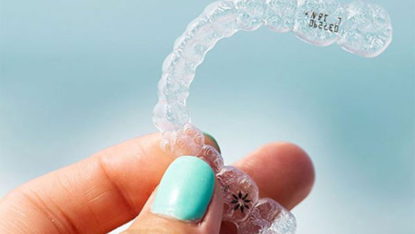 É possível usar Invisalign apenas nos dentes inferiores ou nos superiores?