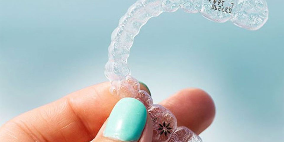 É possível usar Invisalign apenas nos dentes inferiores ou nos superiores?