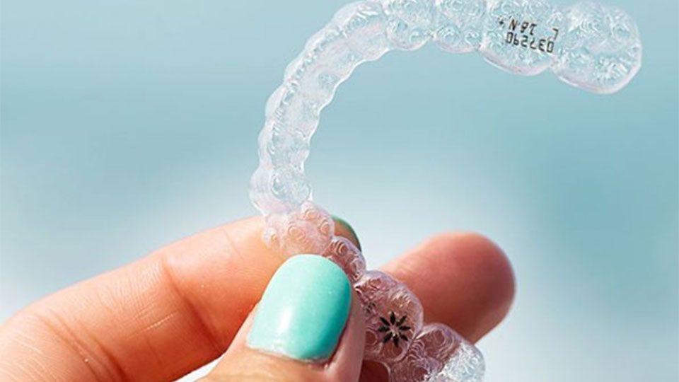 É possível usar Invisalign apenas nos dentes inferiores ou nos superiores?